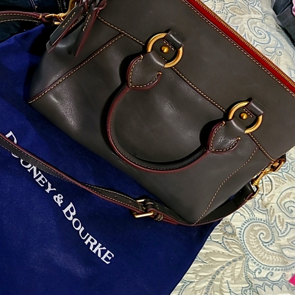 GREY Dooney and Bourke satchel Very good condition!